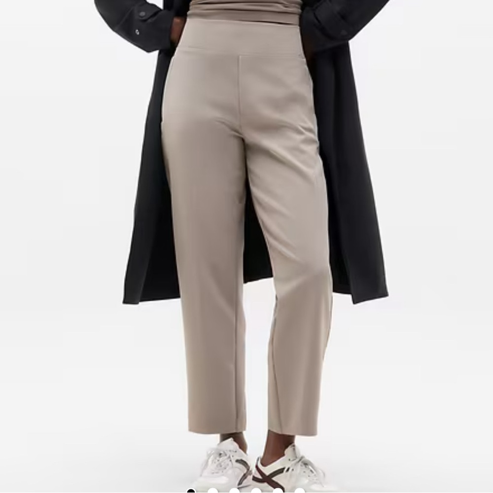 Athleta Endless High Rise Pant Size 16 Stretch Tapered Pants Khaki Tan